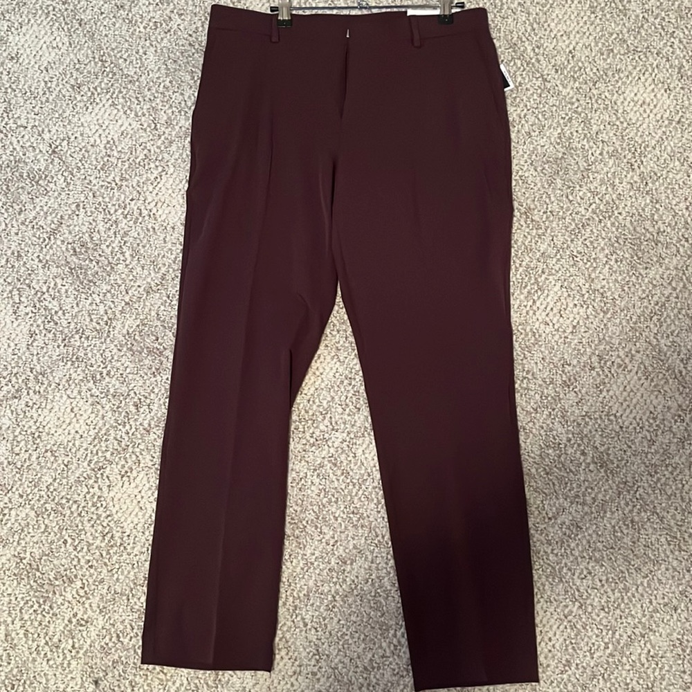 Tommy Hilfiger Men's Burgundy Dress Pants